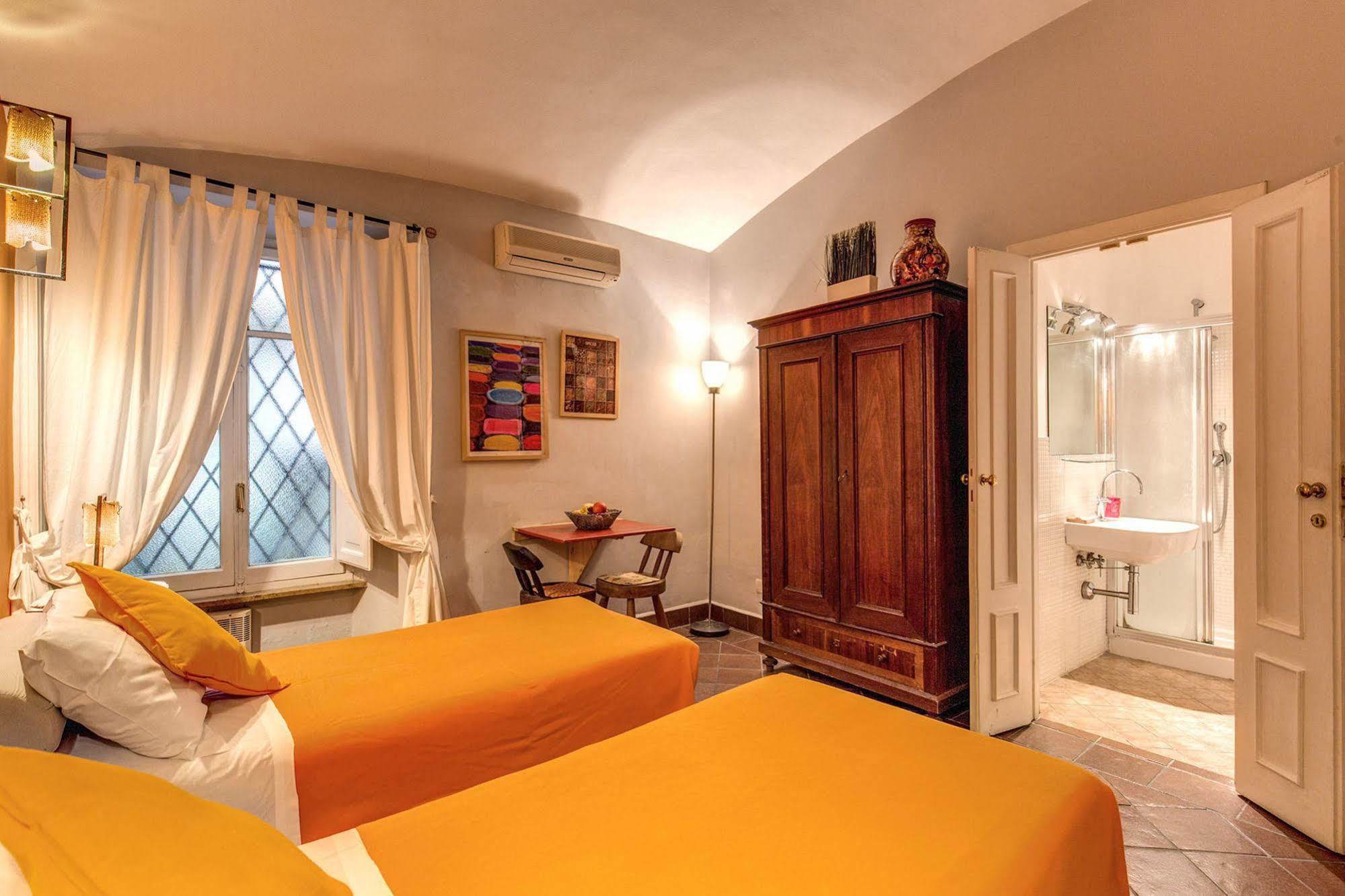 A Casa Di Getta Hotel Rome Bagian luar foto
