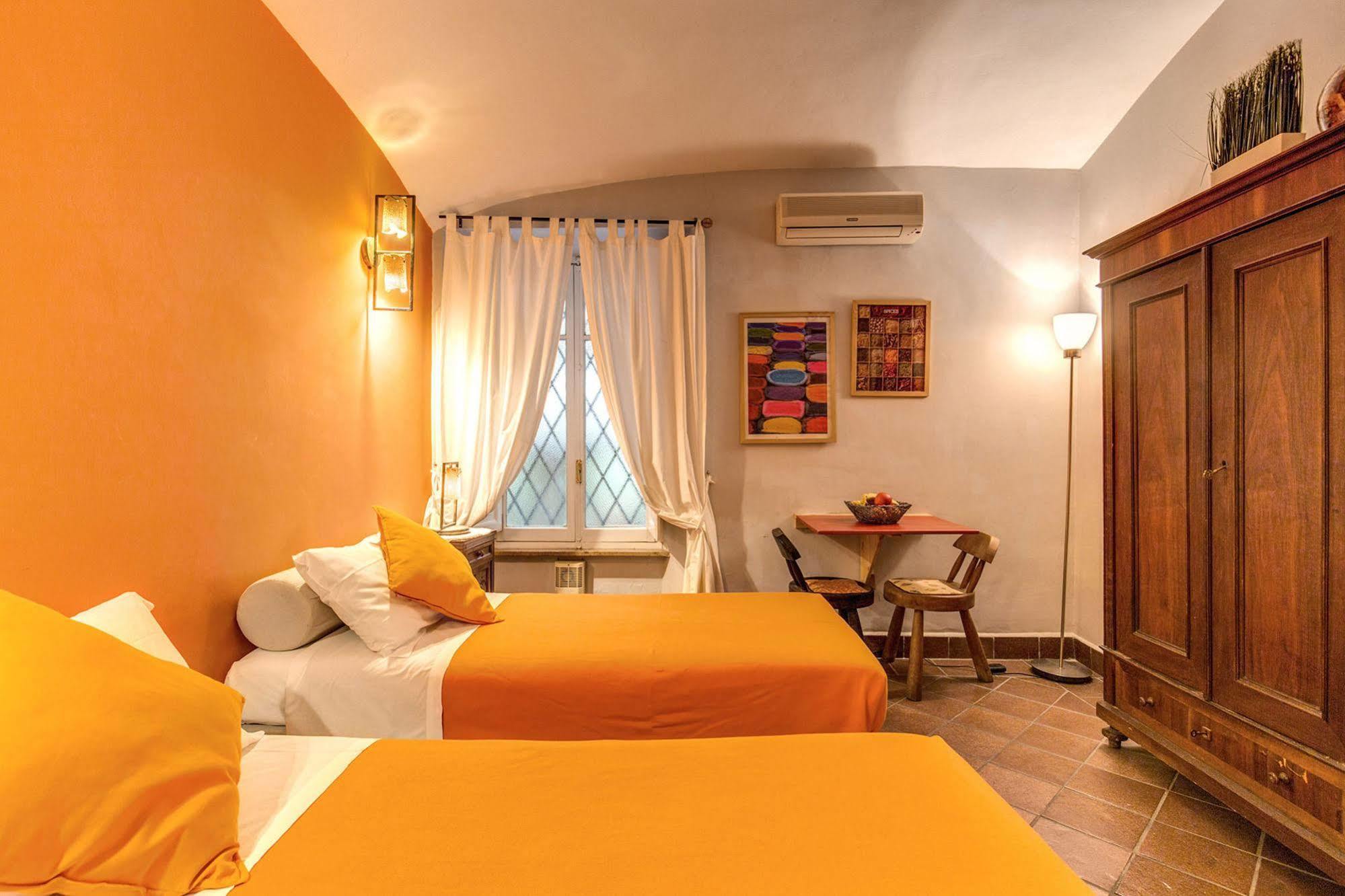 A Casa Di Getta Hotel Rome Bagian luar foto